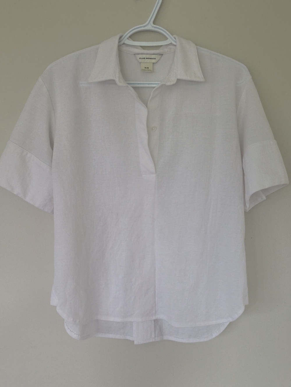 Club Monaco White Linen Blend Pop Over Polo Shirt. Women's Size M